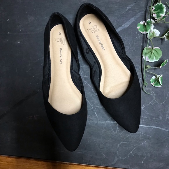 Time and Tru Shoes - Size 6 flats
